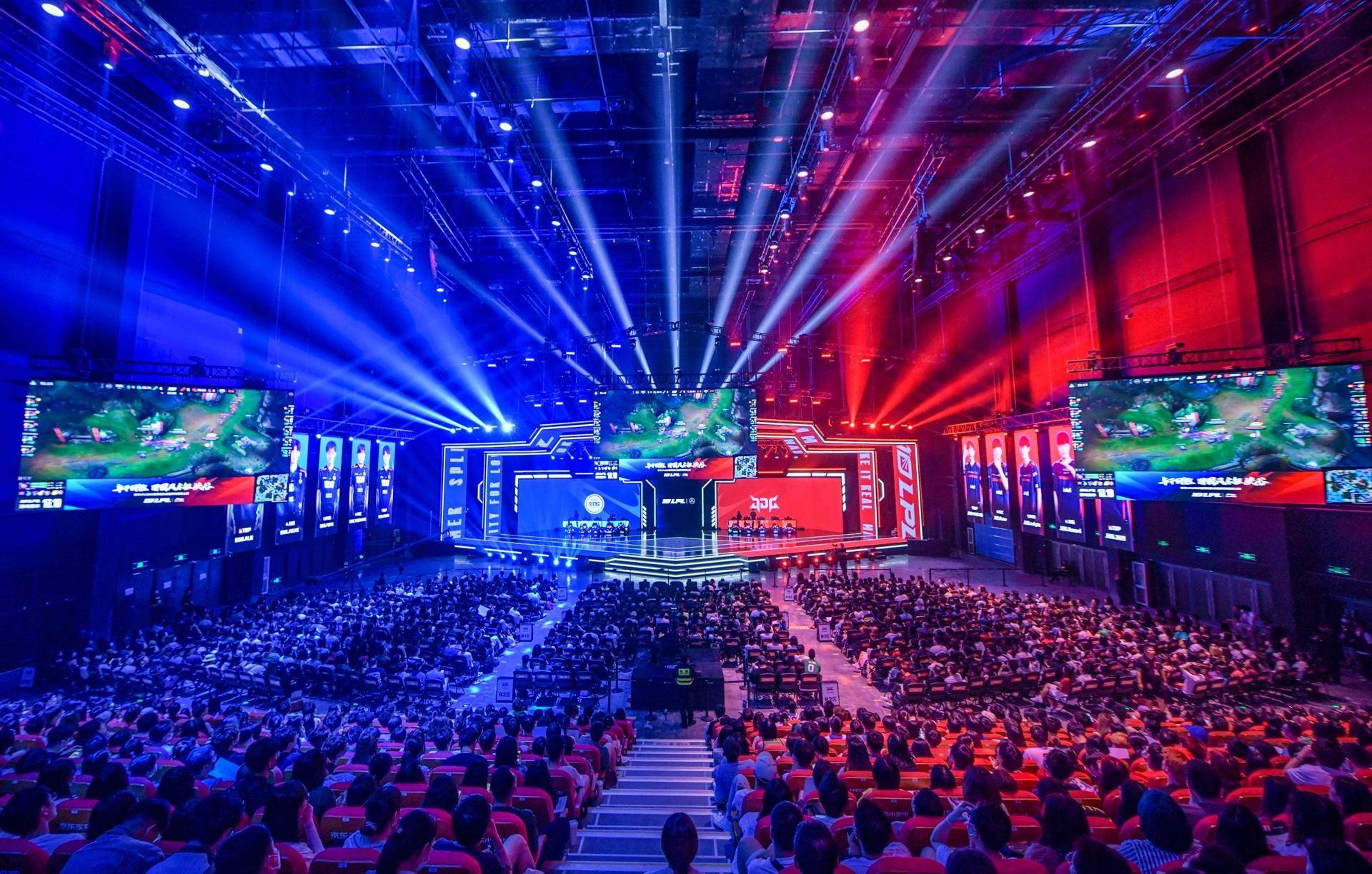 根廷队在比 根廷队在比