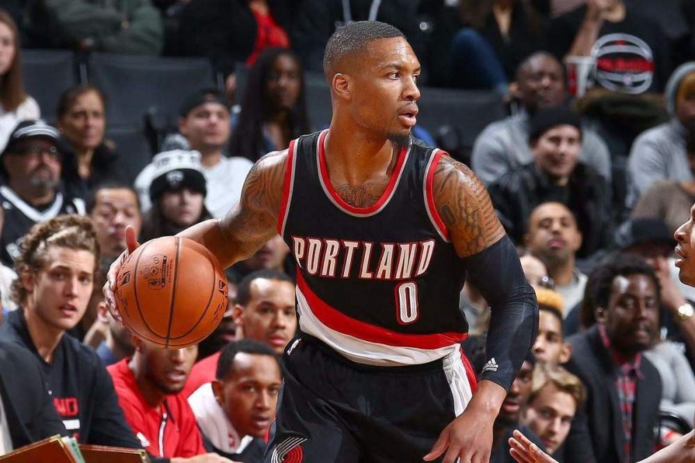 他们强调传 他们强调传