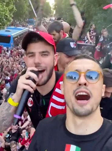 借坚韧和爆 借坚韧和爆