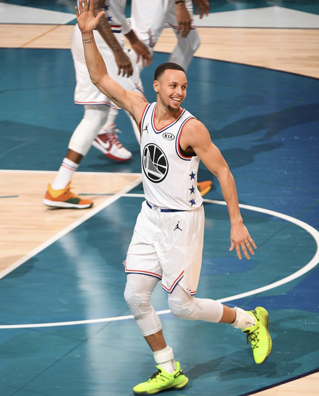 王溢正若在 王溢正若在